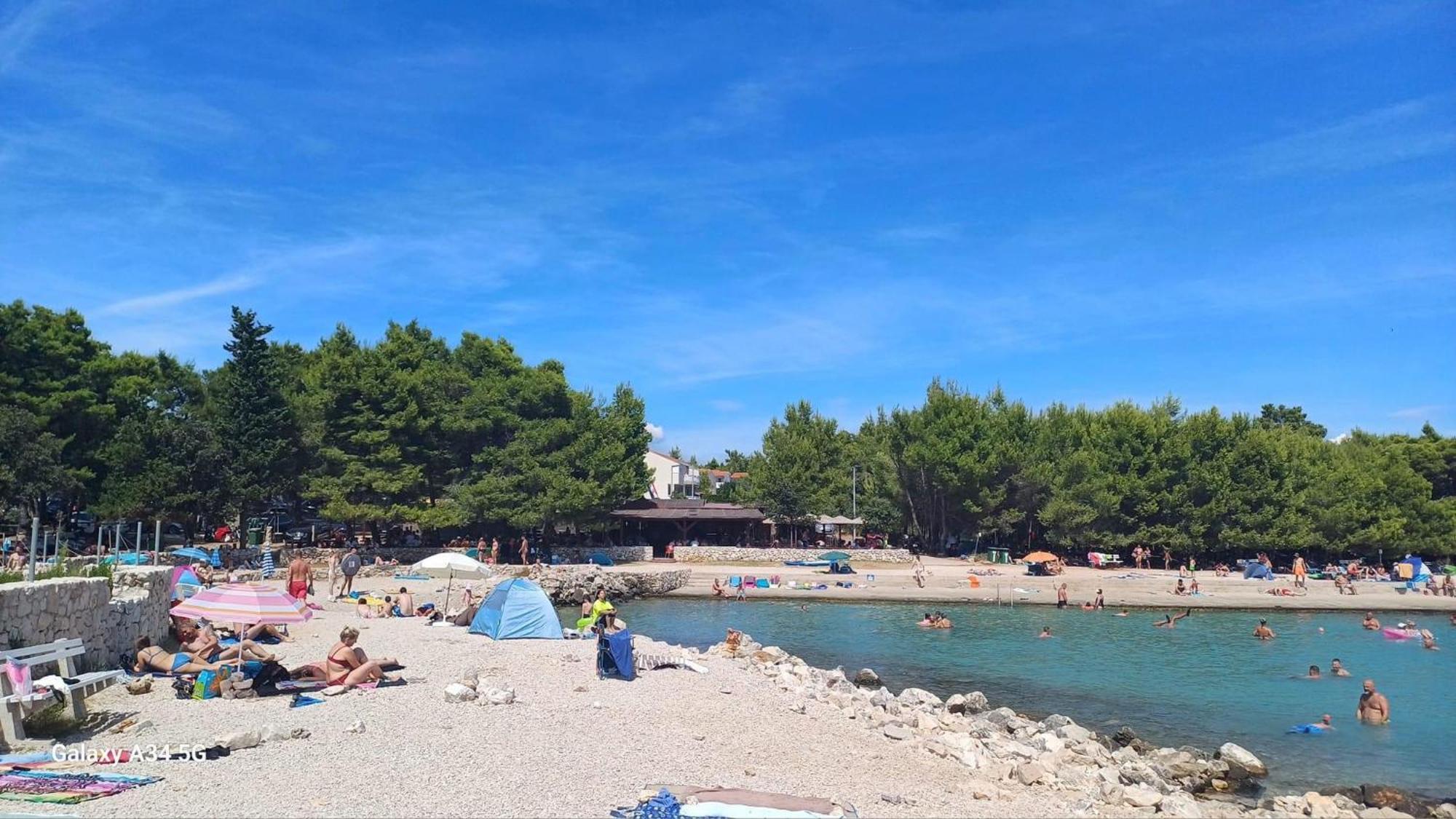 Apartmani Solis Vir Εξωτερικό φωτογραφία